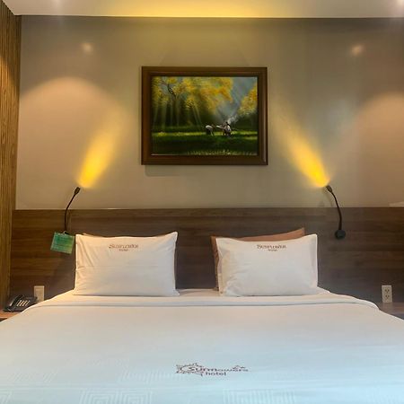 Sunflower Luxury Hotel Хошимин Екстериор снимка