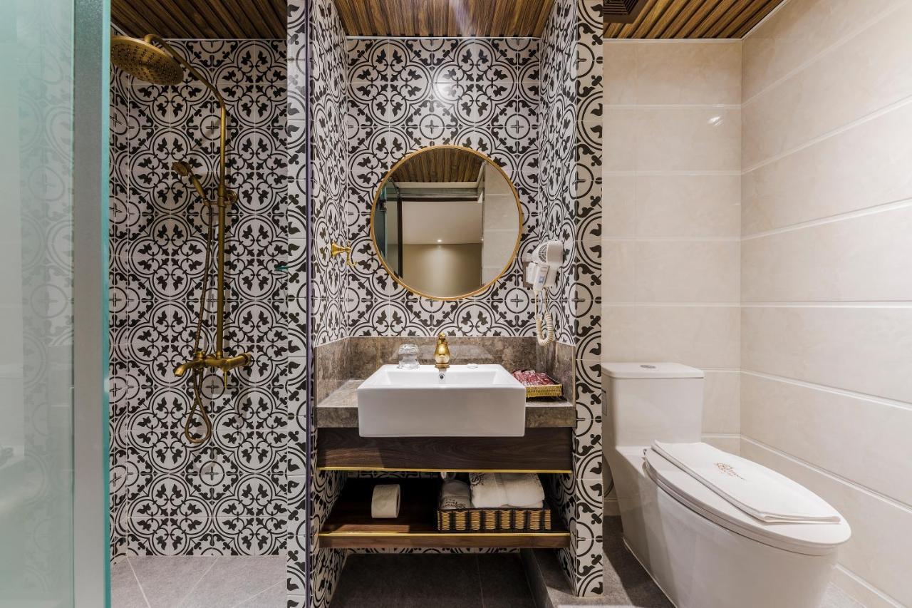 Sunflower Luxury Hotel Хошимин Екстериор снимка